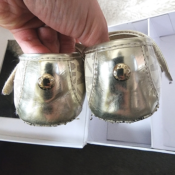 Michael Kors Toddler Size 4 Dress Flats With The Box, In Good Condition - Picture 4 of 6